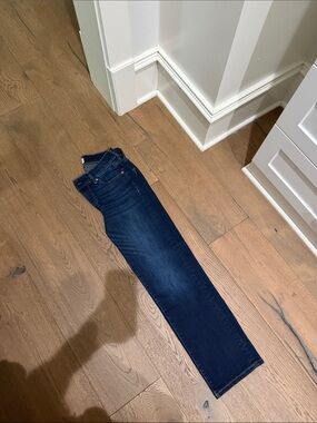 DL1961 Dark Blue Cropped Slim Straight Jeans